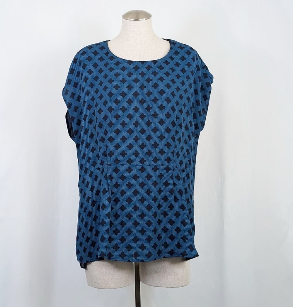CAbi Blouse Teal Navy Blue Foulard Diamond Print Top Women's Size L 3274